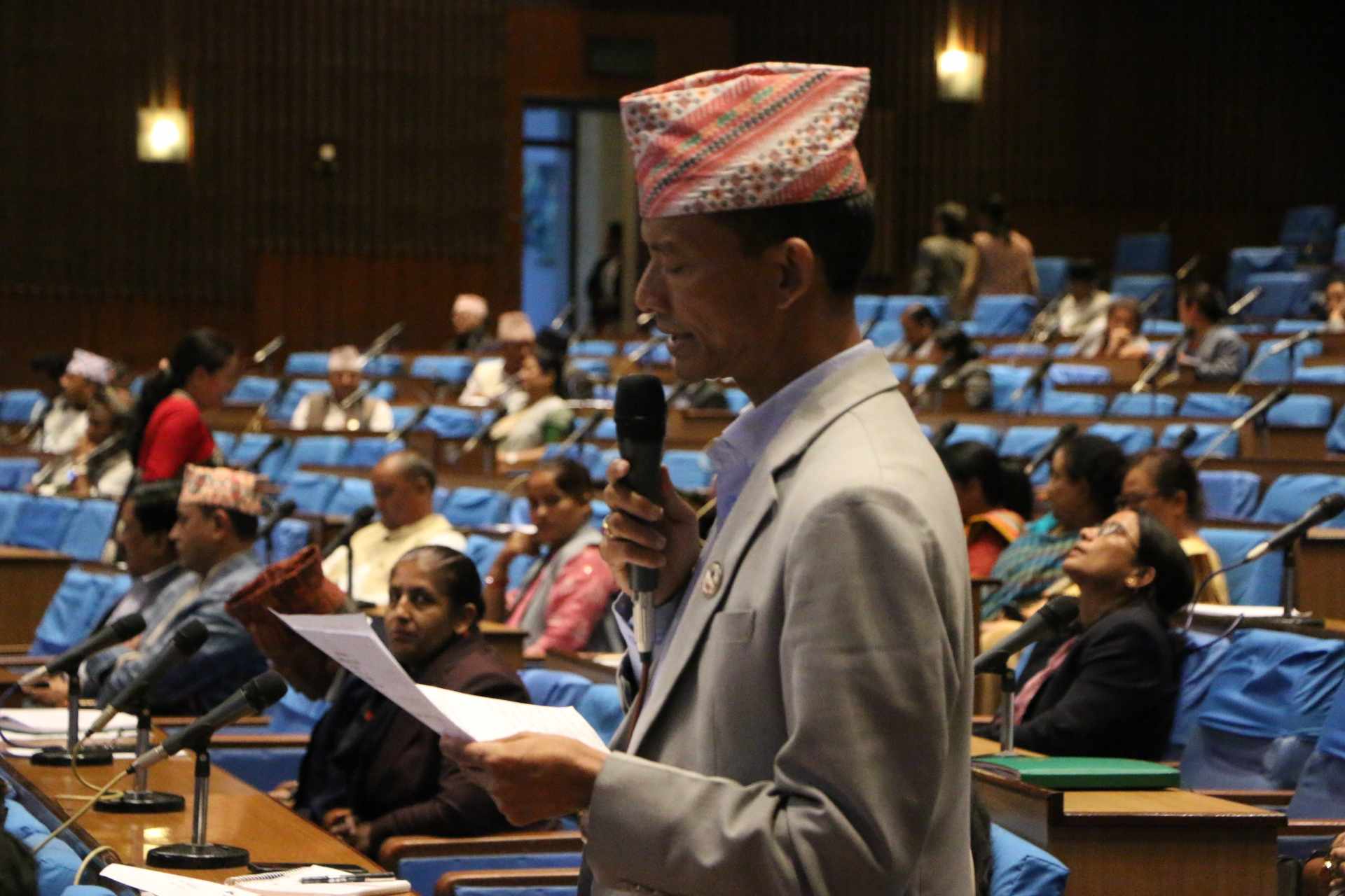 दोषी देखिएका सत्तापक्ष र विपक्षी सबैलाई कारबाही गर्न सांसद चौधरीको माग